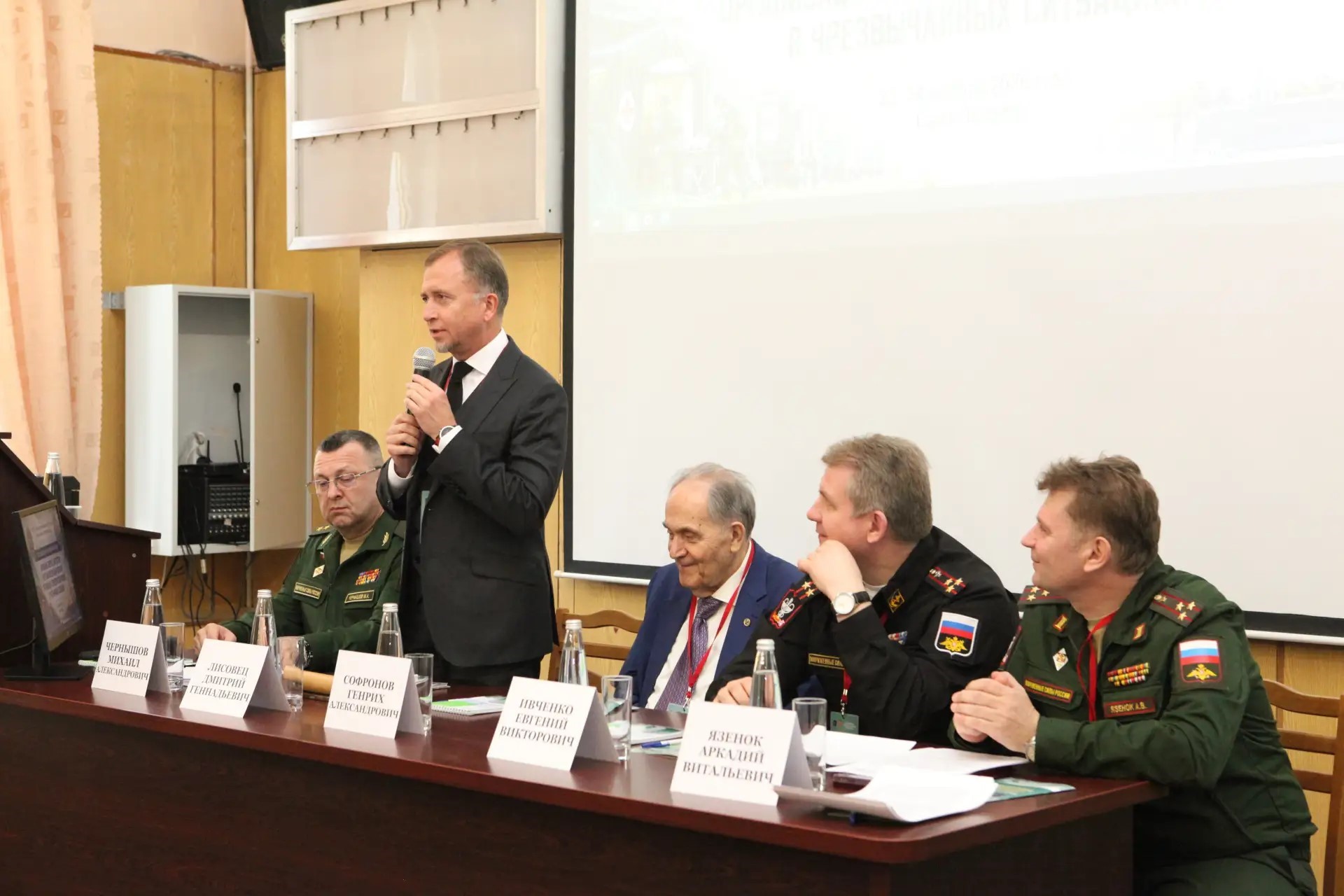 img-4
